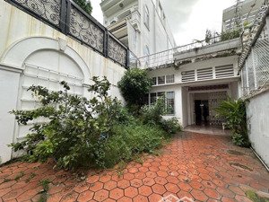 rẻ nhất quận 1 - biệt thự kiểu pháp - 206m2 - 3 tầng - võ thị sáu, tân định quận 1 - 42 tỷ tl