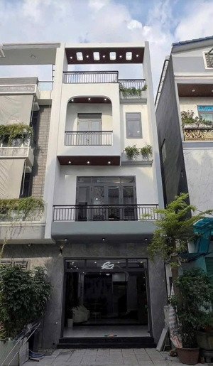 một căn ngay đường số 8 tăng nhơn phú b quận 9 - giá chưa tới đầu #4 , khu vực kinh doanh tốt + hxh