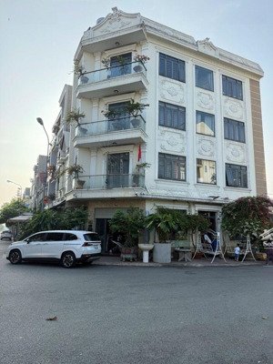 khu dân cư vip phú hồng thịnh vi lô góc 4 tầng hoàn công ngay quốc lộ 1k trục phạm văn đồn