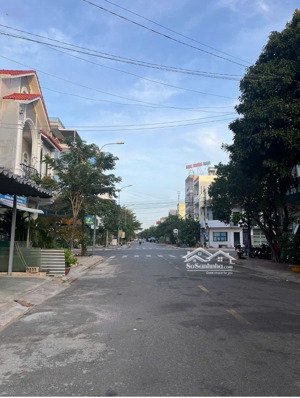 đất bán kèm shophouse 100m2, mặt tiền 5m, vỉa hè 5m, đ. hoàng bích sơn 9m