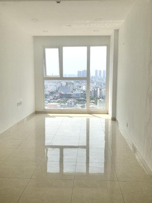 căn hộ như ảnh : 11 triệu có tl, nt cơ bản, 2pn 2wc, đầy giỏ hàng 2pn 3pn