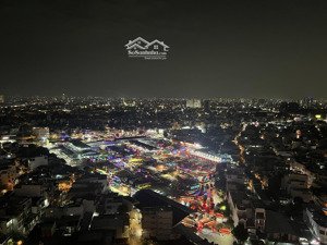 cho thuê căn hộ privia 2pn. căn góc 2 mặt thoáng.