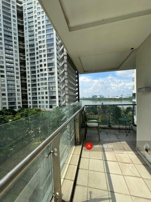 căn hộ 5pn đảo kim cương quận 2 - diện tích 220m2 - ban công rộng 15m - bán 24 tỷ - cho thuê 75tr