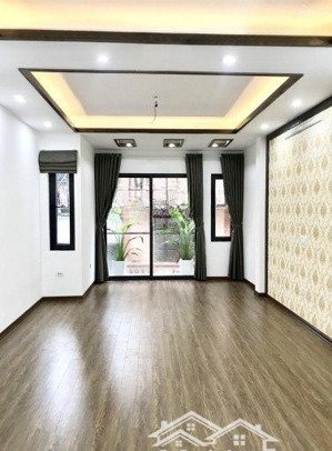 bán nhà vị trí đẹp mặt tiền ngõ thái hà, chùa bộc, hoàng cầu, trung liệt, đống đa dt 45 m2 giá 18tỷ