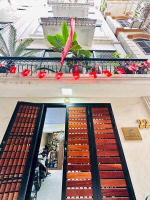 Bán nhà phố Kim Mã – Ba Đình, 50m2, 5 tầng, 2x tỷ