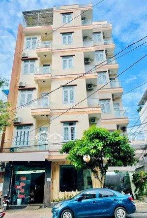 bán khách sạn mặt tiền đường lý nam đế, nam nha trang. 210m2, 37 phòng, sẵn hđ thuê 5 năm,100tr/th