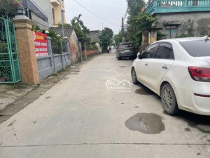 đất xã thượng hồng - tp hải phòng. diện tích 275m x mt 18m. ô tô vào, đường thông. giá 2.6 tỷ