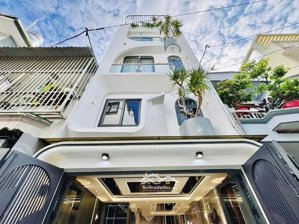 bán nhà ngay uỷ ban phường cầu kiệu, đường đoàn thị điểm 48m2 sổ riêng