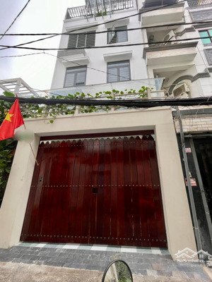 ngã 6 cộng hòa - phạm viết chánh q1 6 tầng (6 x 15 = 90m2)10 phòng thang máy khai thác dòng tiền