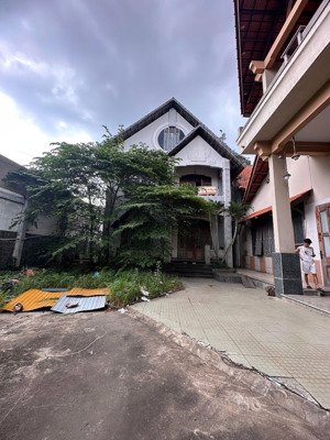 biệt thự gần trung tâm thương mại aeon lớn nhất đông nam á