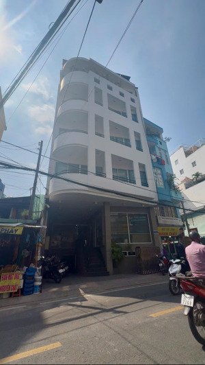 tòa nhà văn phòng mặt tiền quận 10 cần bán 8.5x18m chỉ 65 tỷ