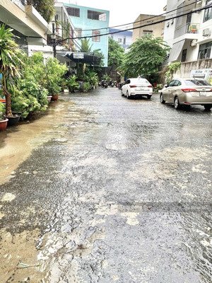 cần bán lô đất kiệt đường 5m đường núi thành gần đại học kiến trúc, đông á xây căn hộ cực đẹp