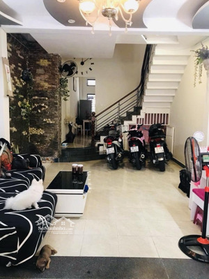 ngay khu ẩm thực phan xích long, hẻm xe hơi thông tứ tung, nhà 2 mặt hẻm chỉ nhỉnh 10.5ty