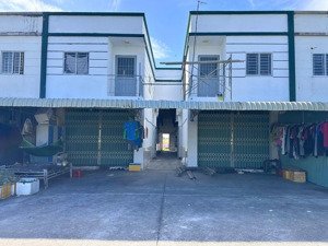 dãy trọ 300m2 liền kề ngay kcn becamex mới tại đ. d11, lai uyên, bàu bàng giá cực tốt chỉ 1 tỷ 050.