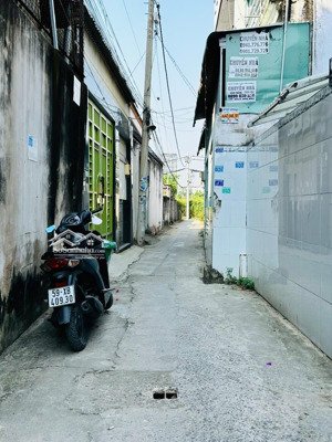 bán luôn nhà ngay phạm văn đồng _ linh đông dt 98.7m2 - 5.8 tỷ .nhà 2 tầng thiện chí bán nhanh