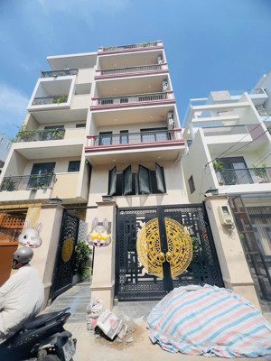 xuất cảnh bán gấp nhà gần quận 1 ngô tất tố diện tích đẹp 4,5x20m giá 18 tỷ