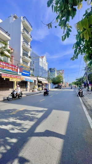 sát mt lâm văn bền, 8.5m x 13m, 2 tầng, sẵn dòng tiền, giá 6.35 tỷ