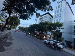 toà căn hộ dịch vụ sát vách trung tâm tài chính quốc tế - dòng tiền hơn 100 triệu/ tháng