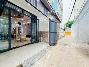 nhà phạm văn chiêu hẻm ô tô đỗ cửa ở sướng, an ninh