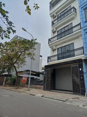 hàng đẹp hiếm bán - phân lô trung tâm phúc lợi, long biên - view nhà văn hóa