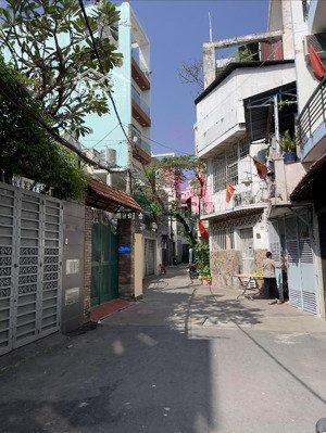 hxh 7 chỗ đậu trước nhà - tt phú nhuận - 4 tầng - 71.5m2 - không lộ giới