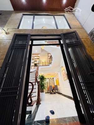 nhà phố khương hạ - 38m2 - ô tô đỗ cửa - nhỉnh 9 tỷ