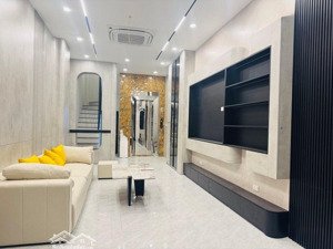 siêu phẩm nhà đẹp phố ngô gia tự thang máy ngõ nông ô tô nhà đẹp 6 tầng- nội thất sang trọng