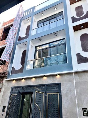 bình tân, 4 tầng,50m2 , nhà mới, hẻm 6m ,full nội thất, giá 6,3 tỷ.