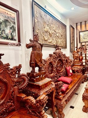 hai bà trưng-nhà mới đẹp - 5 ngủ - đủ công năng cho đại gia đình.