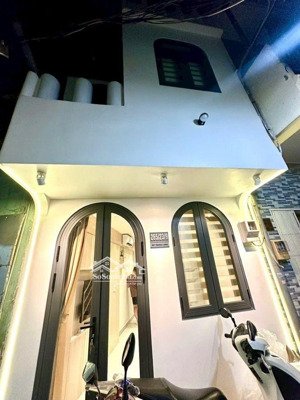 nhà mới đẹp - nơ trang long - giá chỉ 2,35 tỷ - hàng hiếm vị trị đẹp - gần phạm văn đồng