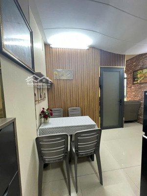 chính chủ bán toànhà chdv q.1 162m dòng tiền 252tr 6t 42pn 43wc giá 42 tỷ chốt 38,8 tỷ 