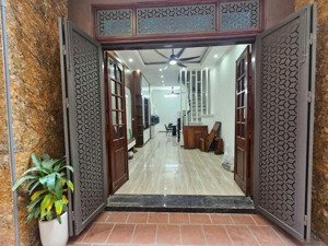 siêu hiếm. bán nhà hoàng văn thái, thanh xuân, 45m x 4 tầng, 2 thoáng, 1 nhà ra phố. 12.9 tỷ