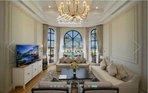 chính chủ gửi bán căn biệt thự 3pn view biển giá 10,5 tỷ và căn 4pn view hồ ngay sát biển 9.6 tỷ