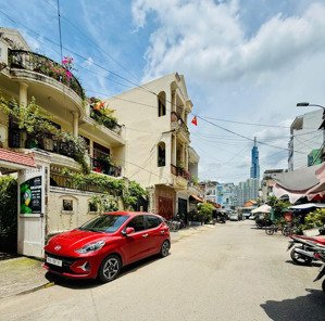 bán nhà đường 10m ngay xô viết nghệ tĩnh, p21, bình thạnh (4mx16m) 4 tầng sát vách q1 giá 16 tỷ