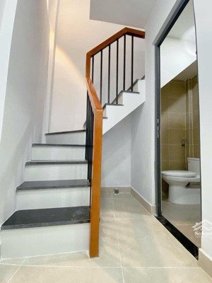 chỉ 2,05 tỷ - full nội thất - ở ngay - phù hợp mua cho con đi học - gần chợ an nhơn - đường số 7