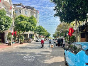 bán đất mặt tiền trần đại nghĩa, trục chính khu chí linh, tđc p.10, 79,6m2 giá 8,5 tỷ