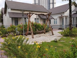 cho thuê nhà 1pn,2pn sân vườn khu biệt thử tiamo thủ dầu một - full nội thất 4.5tr