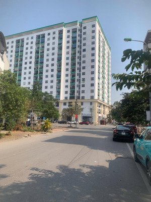 chính chủ bán lô đất trục đường chính ngô quyên, trung tâm phường kinh bắc giá cần bán nhanh!!!