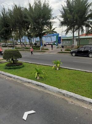 Cần bán nhà 2 tầng view biển Nguyễn Tất Thành.Đà Nẵng.