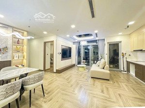 vinhomes central park bán căn hộ tháp park 2 với 2phòng ngủ 2 ban công view sông