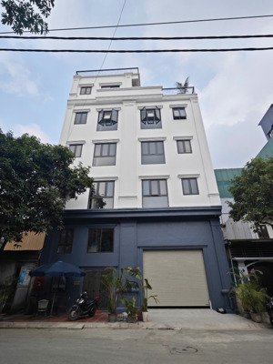 chính chủ cho thuê nhà nguyễn xiển, phạm tu 260m2 x 4t 140tr thông sàn mặt tiền 12m