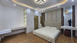 bán nhà xây mới phố ngõ quỳnh 35mx5 tầng thang máy, ngõ nông, gần phố, khu dân trí cao, nhỉnh 10đ