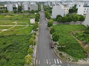 cần bán đất nền 90m2 thiên lý vị trí đẹp không bị vướng cống,cột đèn,hướng đông nam,giá chính chủ.