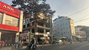 vip top đất lớn ngã 4 phan chu trinh trung tâm đà lạt