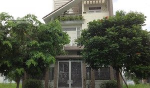 bán villa khu compound thảo điền hơn 500m2 góc 2 mặt tiền - giá bán rẻ hơn 30% căn cùng vị trí