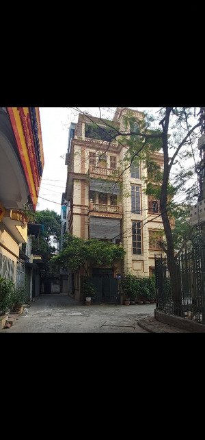 cho thuê nhà 5 tầng, 10m mặt tiền tại ngõ 130 hồ tùng mậu, mai dịch, cầu giấy