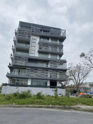 nóng- đất fpt siêu phẩm phân khu r3 - mua lời ngay - đối lưng trục chính nam kỳ khởi nghĩa