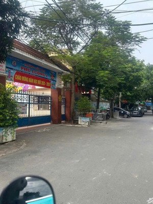 chính chủ bán nhà 4,5 tầng vị trí đẹp phú lương gần đường ô tô tránh giá đầu tư tốt