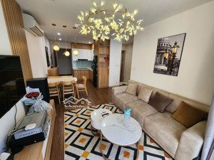 cho thuê 2n1wc full đồ sang sịn 55m2 giá cực chất chỉ 7tr5/ tháng tại vinhome ocean park hn