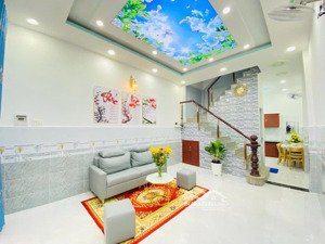 nhà đẹp mới, phạm văn chiêu gv ,3 phòng ngủ, 2 tầng, giá nhỉnh 5tỷ